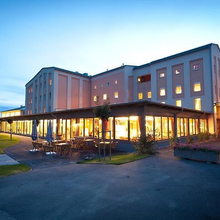 Jufa Hotel Weinviertel - Eselsmuehle Seefeld-Kadolz Exterior foto