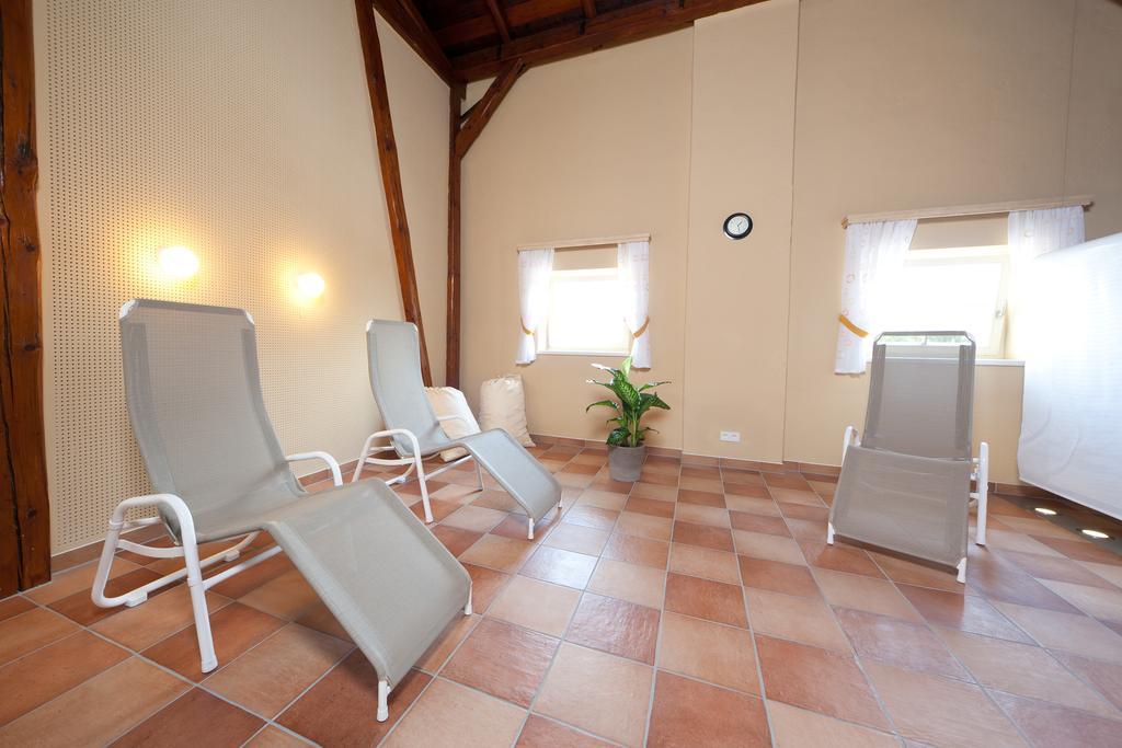 Jufa Hotel Weinviertel - Eselsmuehle Seefeld-Kadolz Exterior foto
